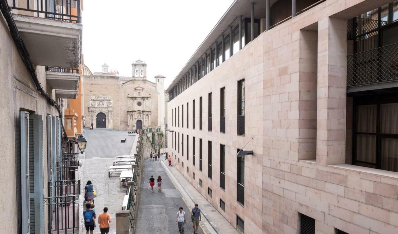 El Mirador De La Cuesta De Santo Domingo Leilighet Pamplona Eksteriør bilde
